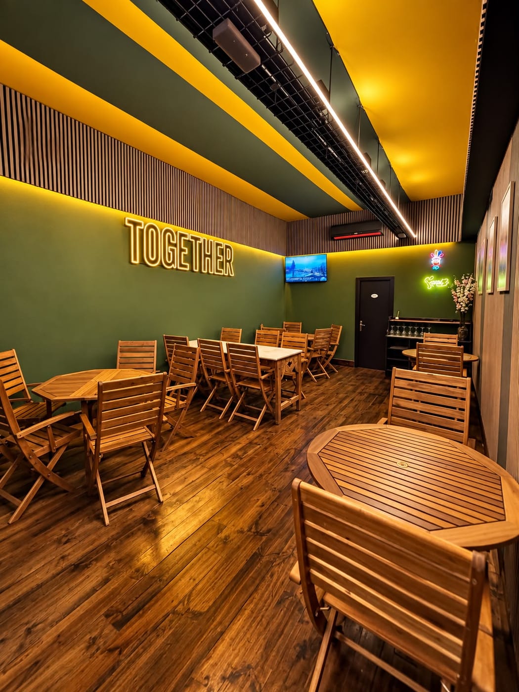 Comedor de The Rebel Flame